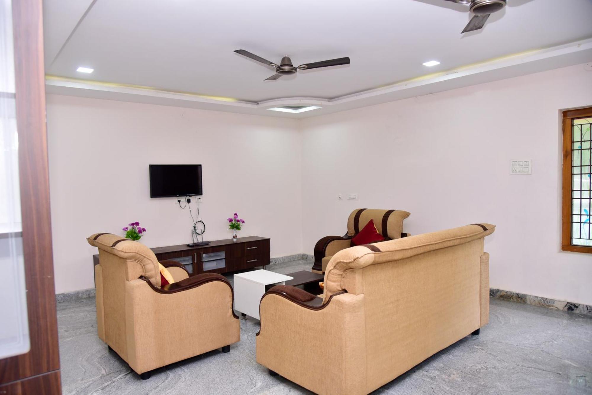 Apartment Shalom - 2bhk-ac Service Apartments, Premium Amenities, Kitchen With Stovetop, Wifi *