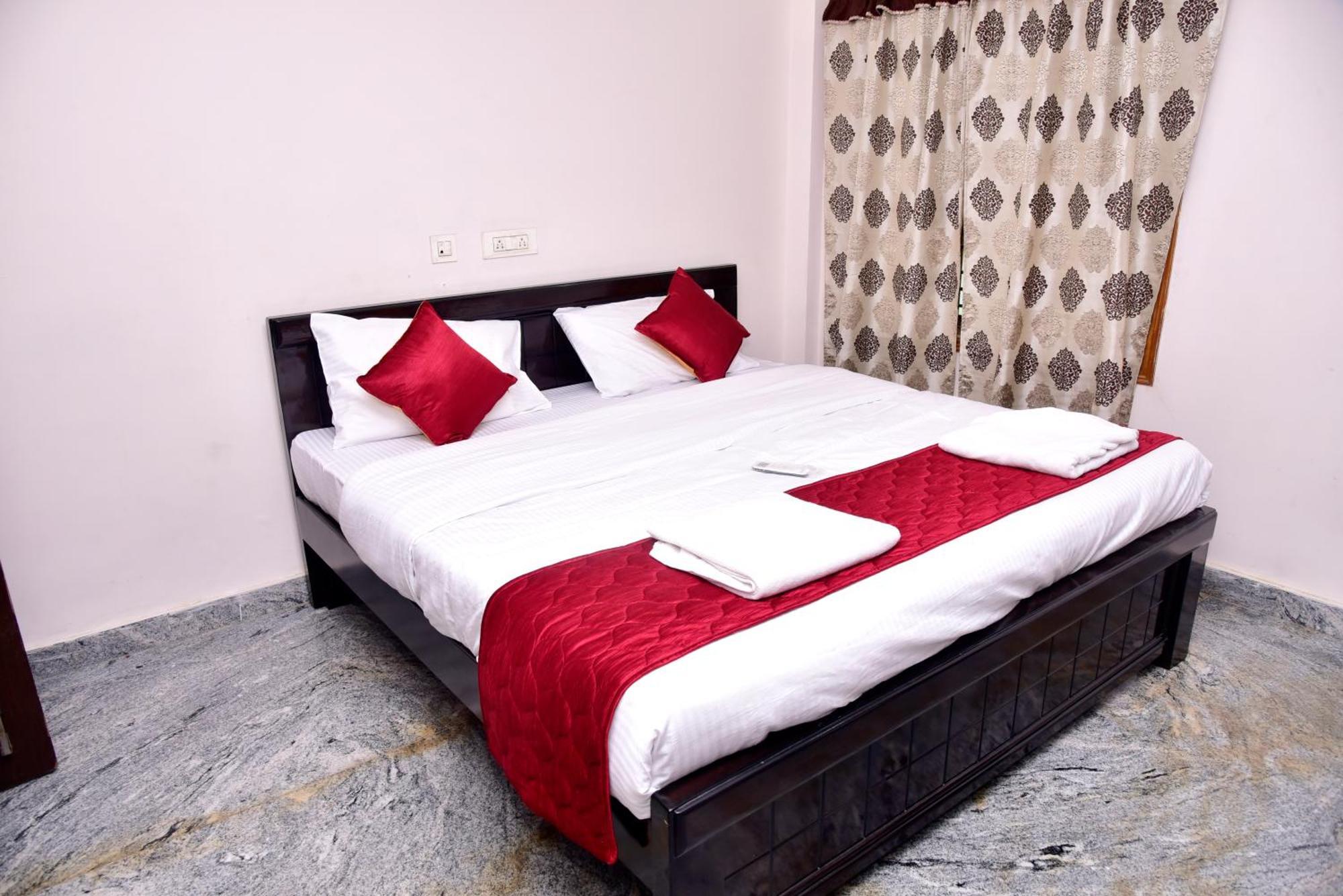 Shalom - 2bhk-ac Service Apartments, Premium Amenities, Kitchen With Stovetop, Wifi *